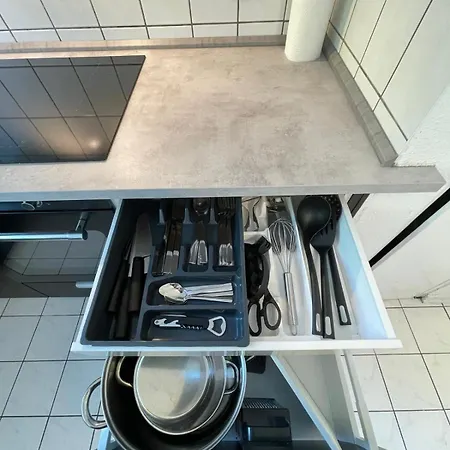 Monteurwohnung Mit Eigenstaendigem Check-in - Sz55 아파트