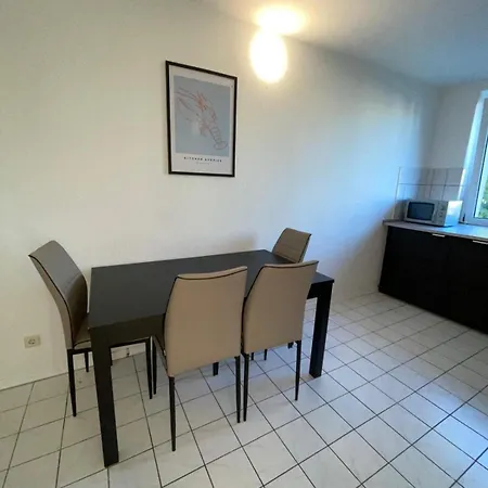 Monteurwohnung Mit Eigenstaendigem Check-in - Sz55