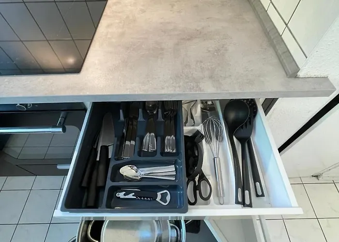 Monteurwohnung Mit Eigenstaendigem Check-in - Sz55 아파트
